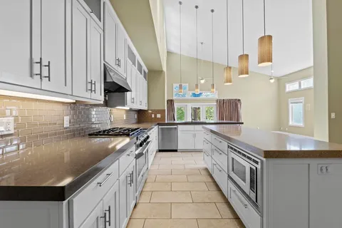 $6,495 | 2609 Oak Haven Drive, Austin, TX 78704