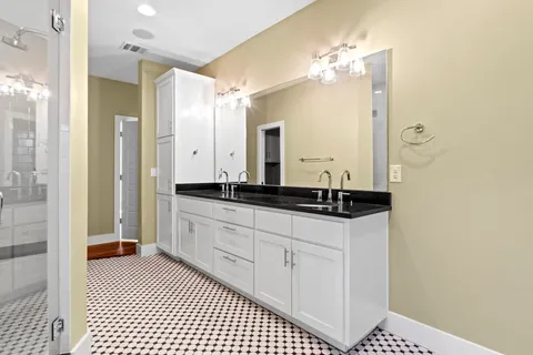 $6,495 | 2609 Oak Haven Drive, Austin, TX 78704