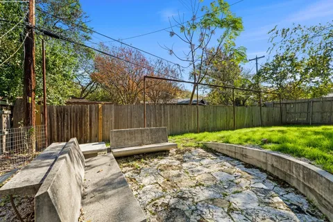 $6,495 | 2609 Oak Haven Drive, Austin, TX 78704