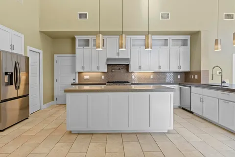 $6,495 | 2609 Oak Haven Drive, Austin, TX 78704