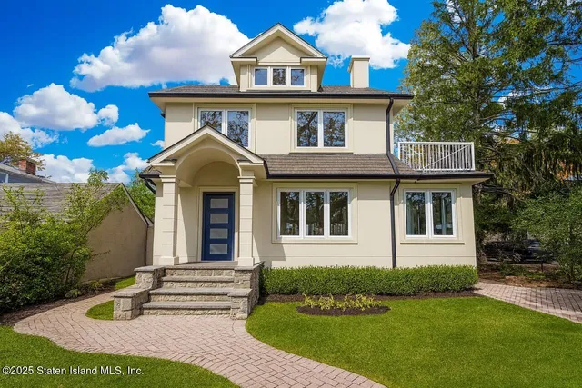 $1,598,998 | 55 Wadsworth Road | Shore Acres