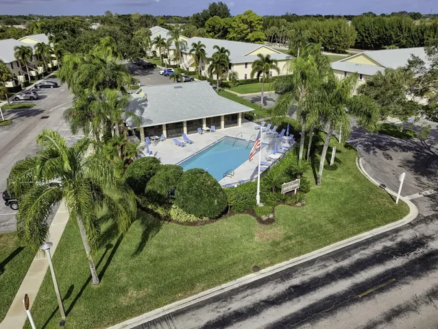 $374,900 | 2041 Keystone Drive, Unit F, Jupiter, FL 33458