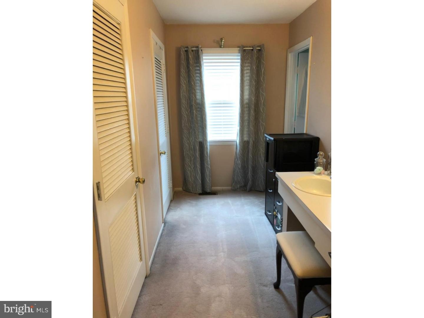 184 Stratton Lane Mount Laurel, NJ 08054 - Photo 14 of 18 Gallery Image 14