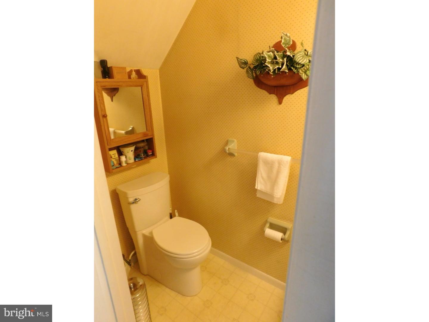 184 Stratton Lane Mount Laurel, NJ 08054 - Photo 7 of 18 Gallery Image 7