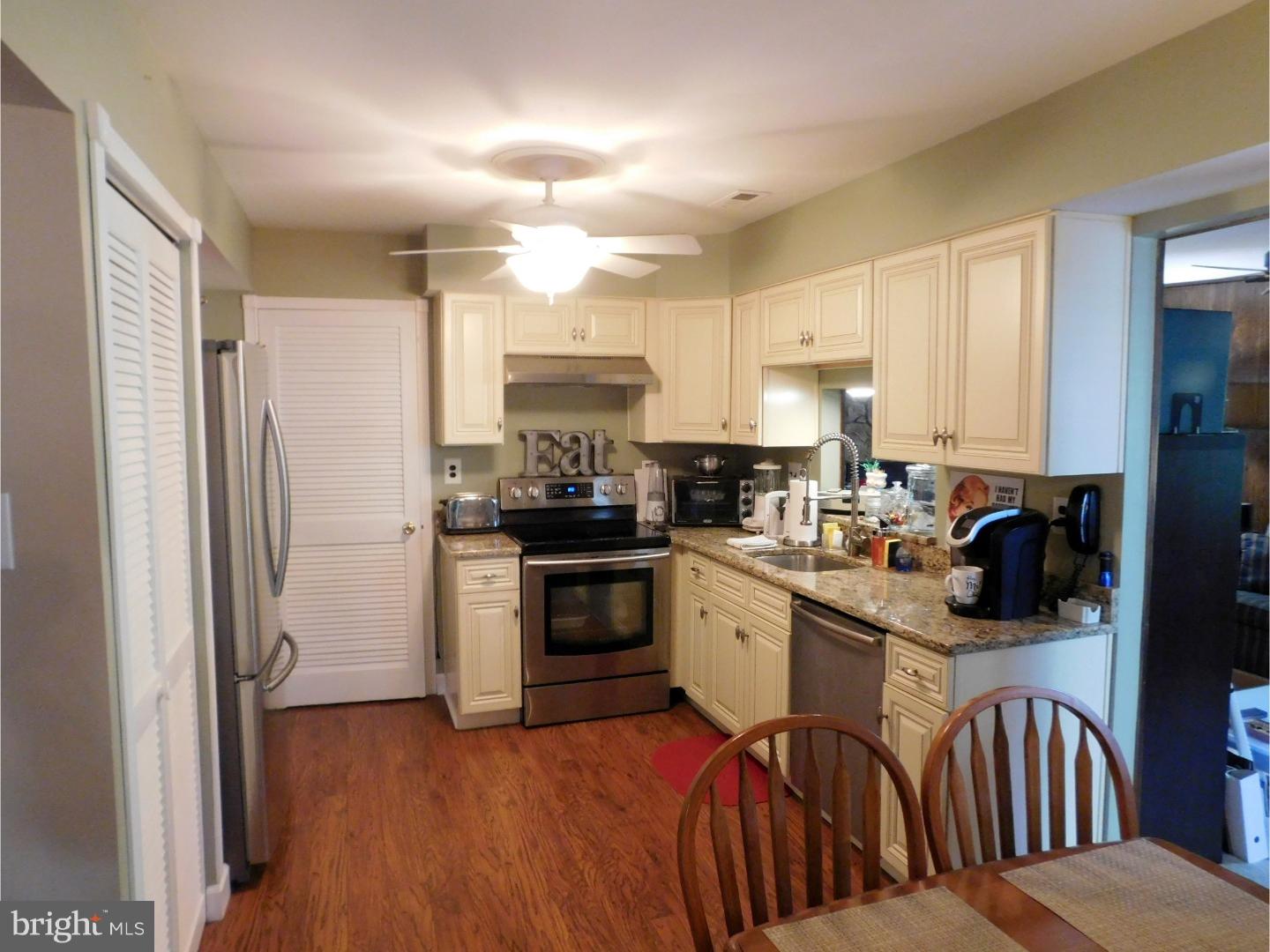 184 Stratton Lane Mount Laurel, NJ 08054 - Photo 8 of 18 Gallery Image 8