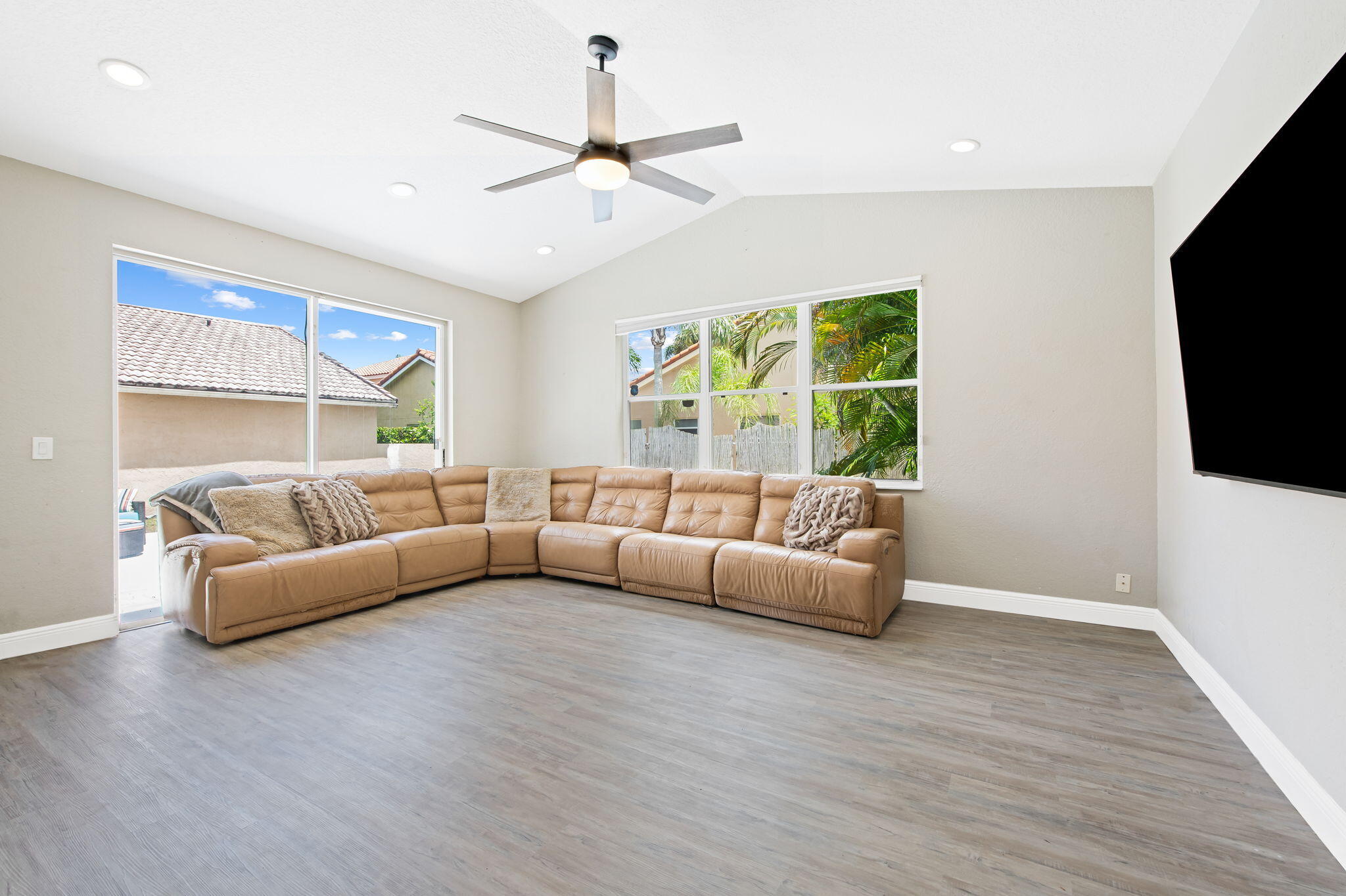 11038 Harbour Springs Circle Boca Raton, FL 33428 - Photo 11 of 30 Living Room