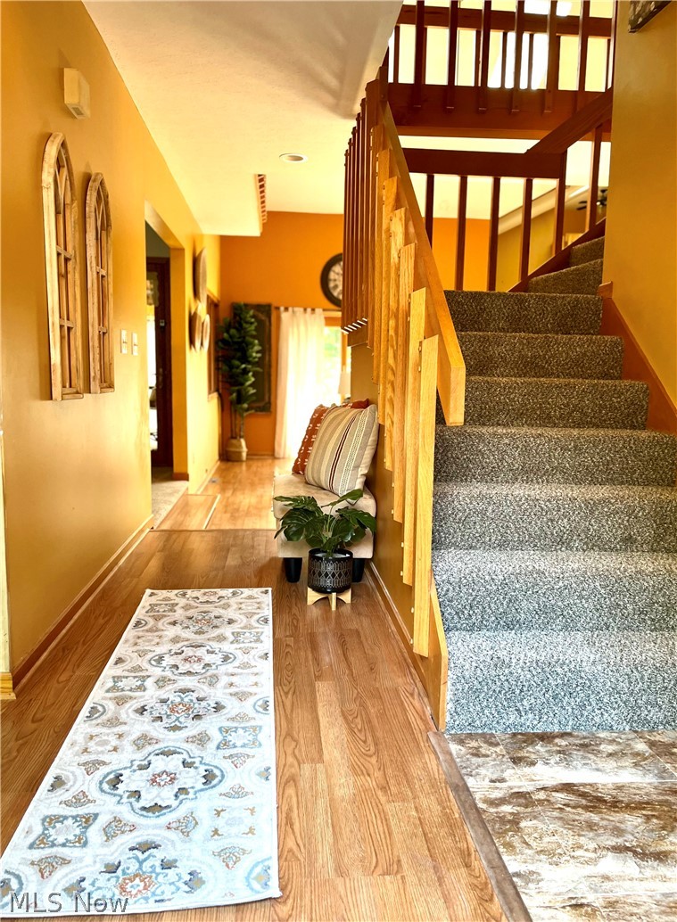 9118 Inverrary Warren, OH 44484 - Photo 2 of 22