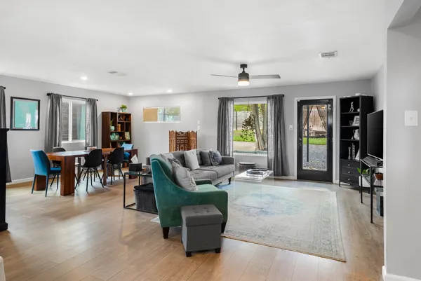 $475,000 | 6510 King George Drive, Austin, TX 78745