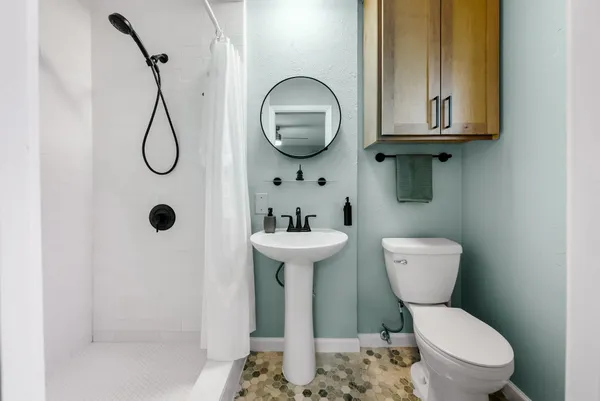 $475,000 | 6510 King George Drive, Austin, TX 78745