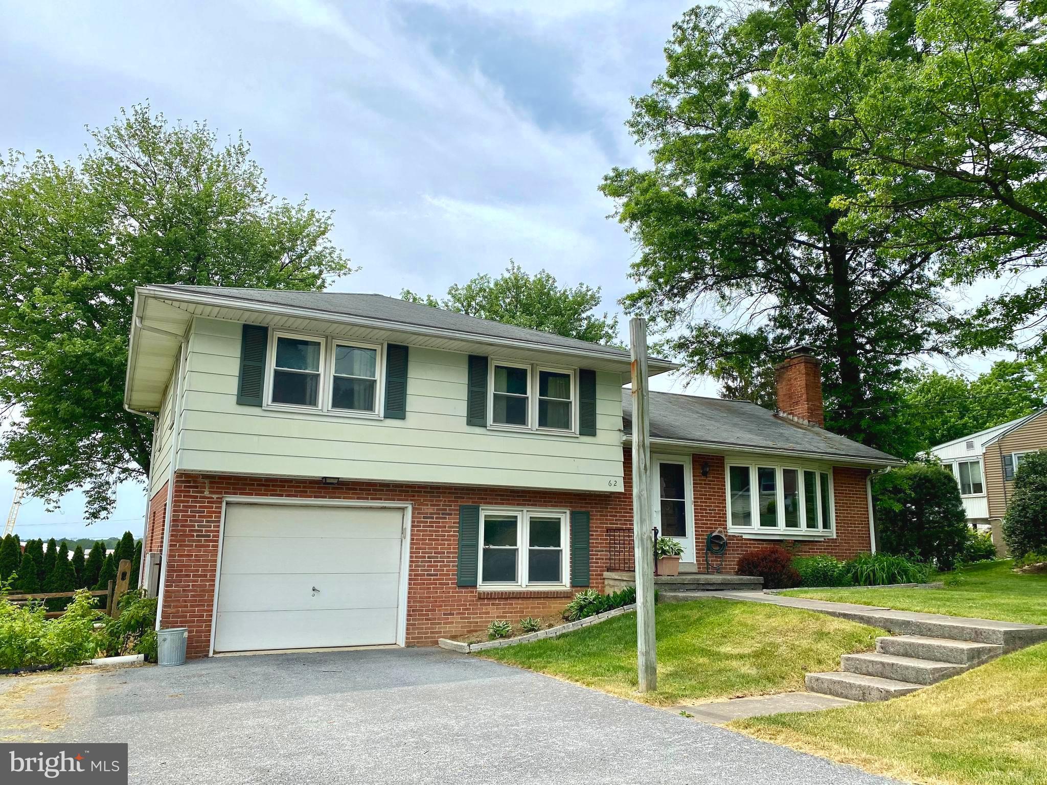 62 South Penryn Road Manheim, PA 17545 - Photo 3 of 32