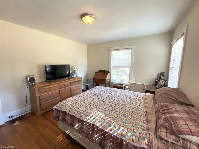 $200,000 | 110 Harris Avenue, Elkin, NC 28621