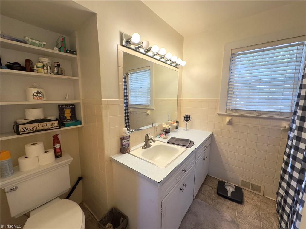 110 Harris Avenue Elkin, NC 28621 - Photo 18 of 34