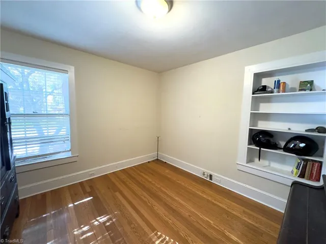 $200,000 | 110 Harris Avenue, Elkin, NC 28621