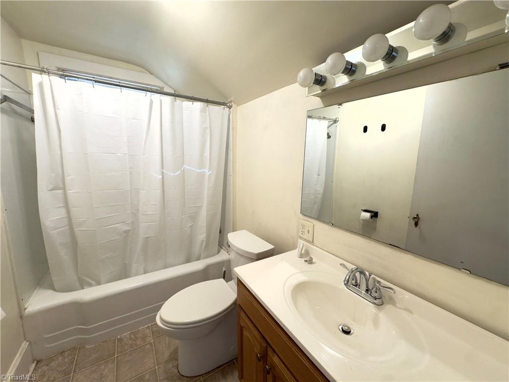 110 Harris Avenue Elkin, NC 28621 - Photo 23 of 34