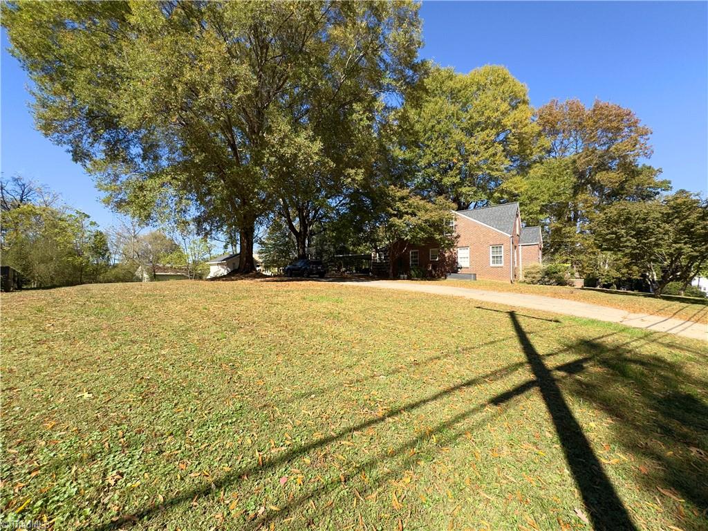 110 Harris Avenue Elkin, NC 28621 - Photo 32 of 34