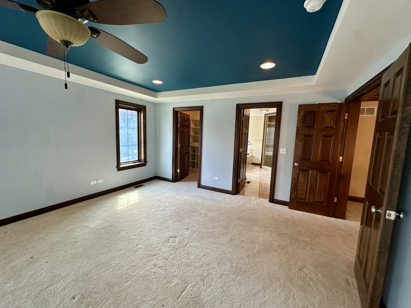 8207 West 30th Street North Riverside, IL 60546 - Photo 22 of 39 a view of a livingroom with a staircase