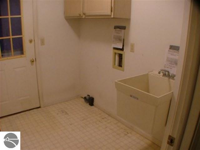 2033 North Jacobson Road Suttons Bay, MI 49682 - Photo 12 of 15 1779447-11.JPG