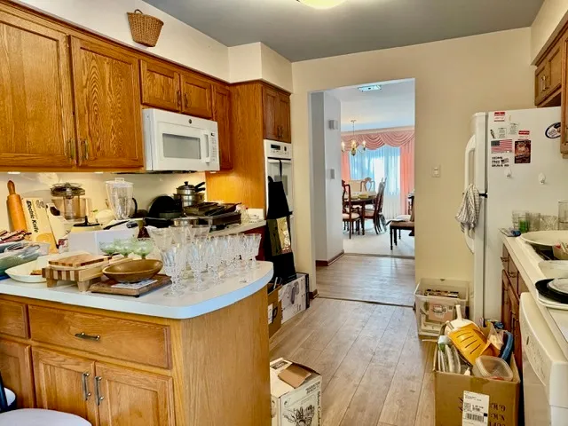 $520,000 | 7700 Apple Tree Lane, Willowbrook, IL 60527