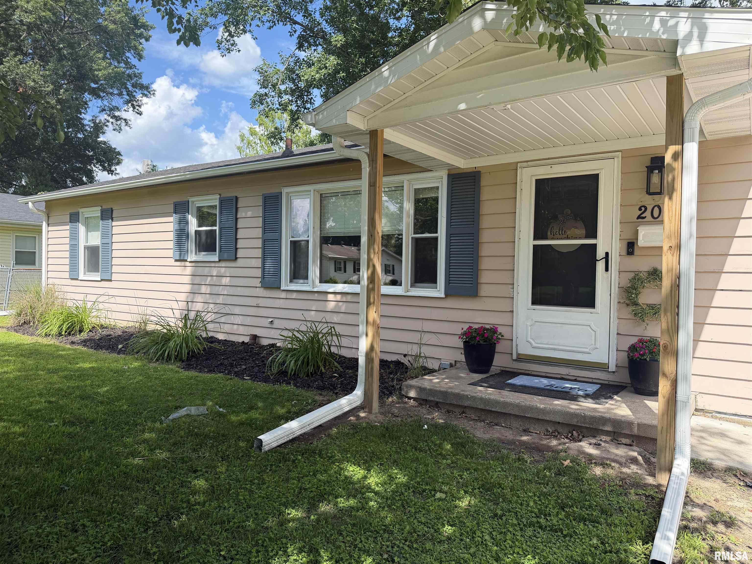 203 Jana Road Macomb, IL 61455 - Photo 3 of 42