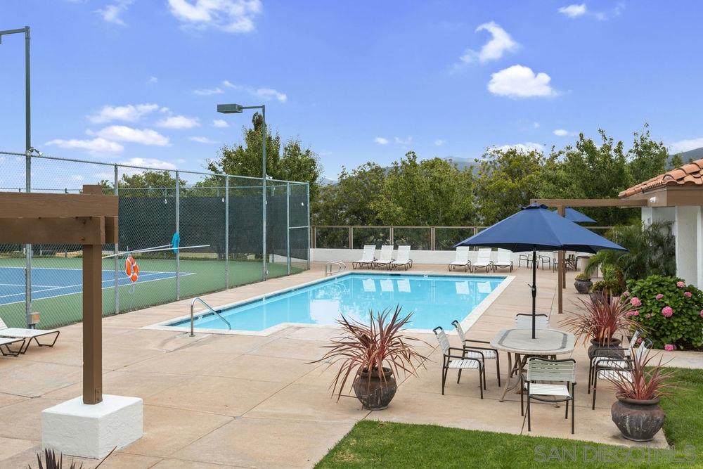 868 South Rancho Santa Fe Road, Unit B San Marcos, CA 92078 - Photo 2 of 20