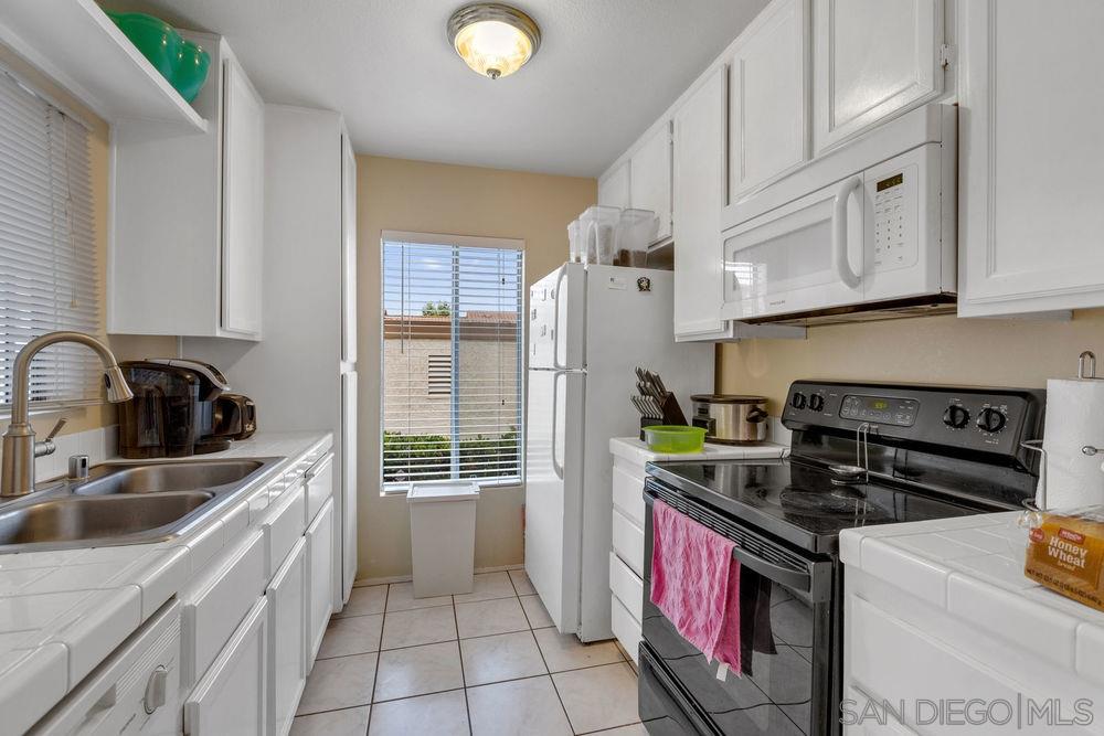 868 South Rancho Santa Fe Road, Unit B San Marcos, CA 92078 - Photo 13 of 20