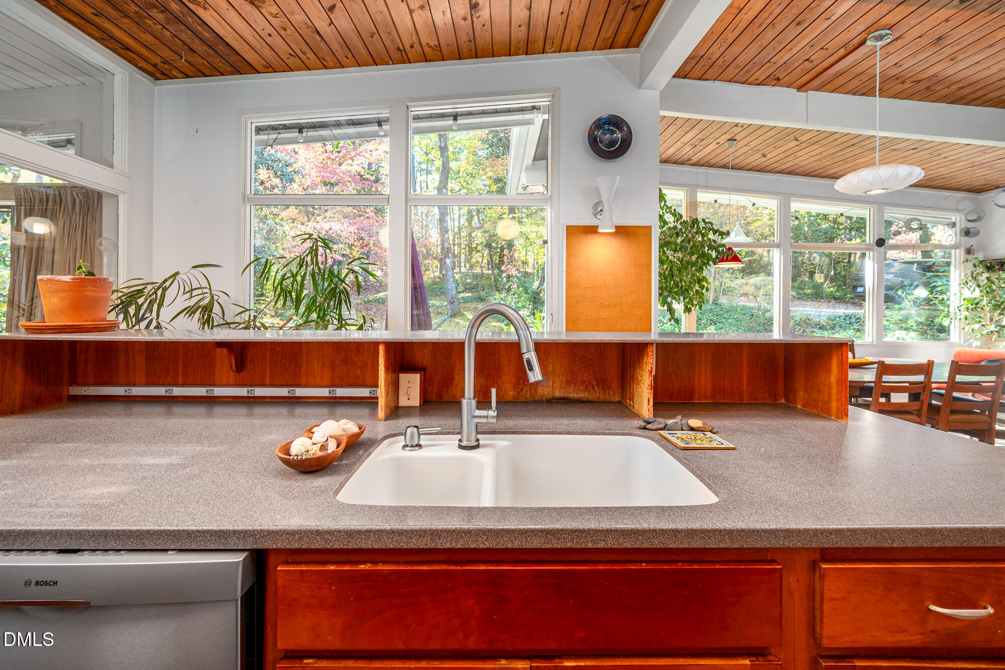 1030 Highland Woods Road Chapel Hill, NC 27517 - Photo 21 of 64 21