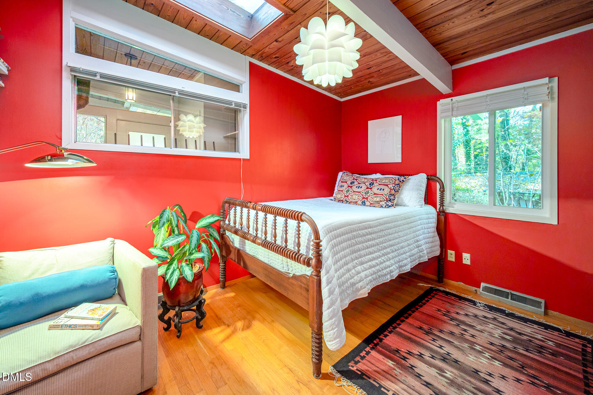 1030 Highland Woods Road Chapel Hill, NC 27517 - Photo 37 of 64 a bedroom with a bed and a window