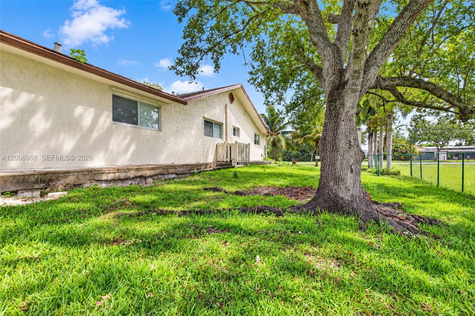 16110 Stirling Road Southwest Ranches, FL 33331 - Photo 76 of 88 Gallery Image 76