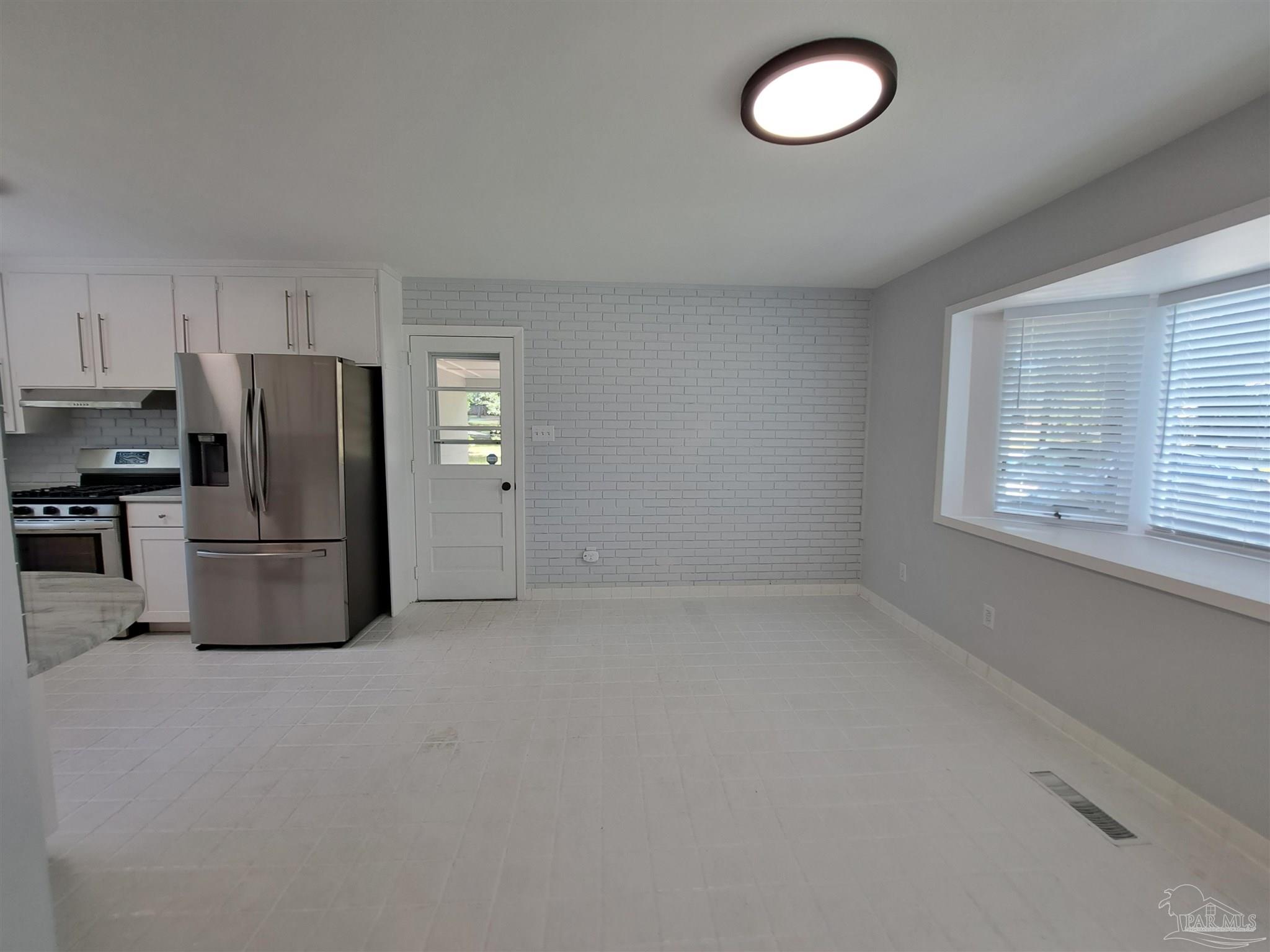 243 Euclid Road Pensacola, FL 32503 - Photo 9 of 45 Gallery Image 9