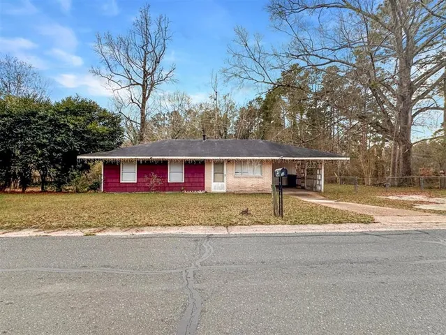 $49,900 | 1200 Aaron Avenue, Leesville, LA 71446