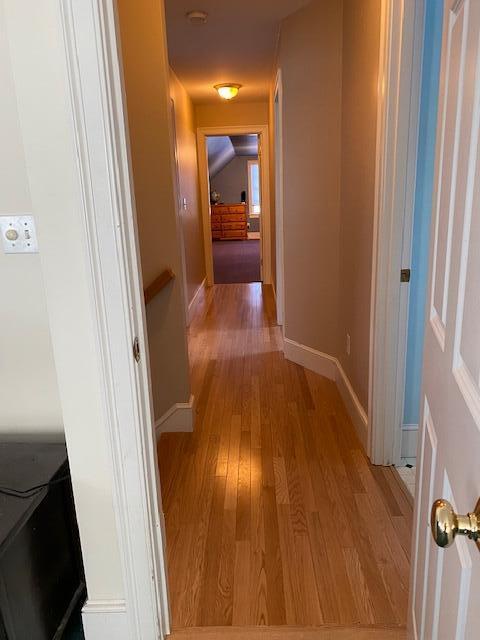 22 Valley Road Cape Elizabeth, ME 04107 - Photo 23 of 36 hallway