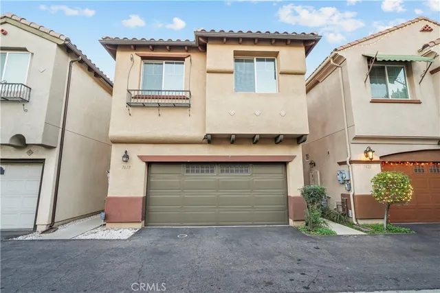 $779,900 | 7619 Patriot Way, Van Nuys, CA 91405