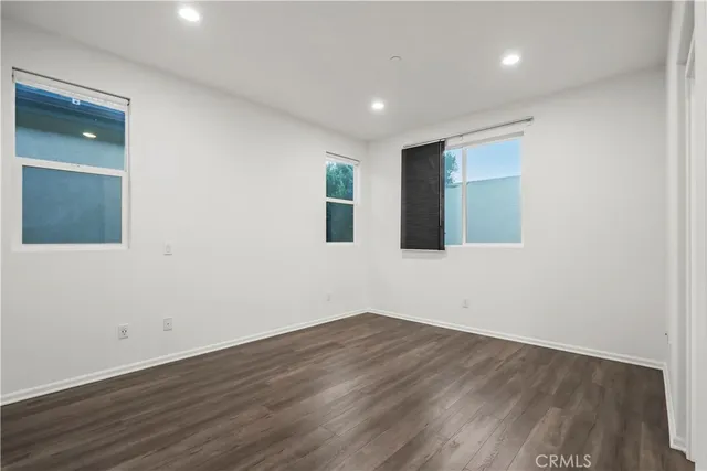 $779,900 | 7619 Patriot Way, Van Nuys, CA 91405