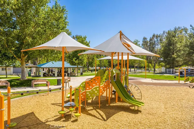 $1,025,000 | 27823 Coldsprings Place, Valencia, CA 91354