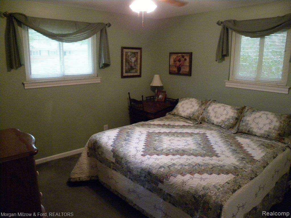 3563 Shaddick Road Waterford, MI 48328 - Photo 10 of 16 Master Bedroom.jpg