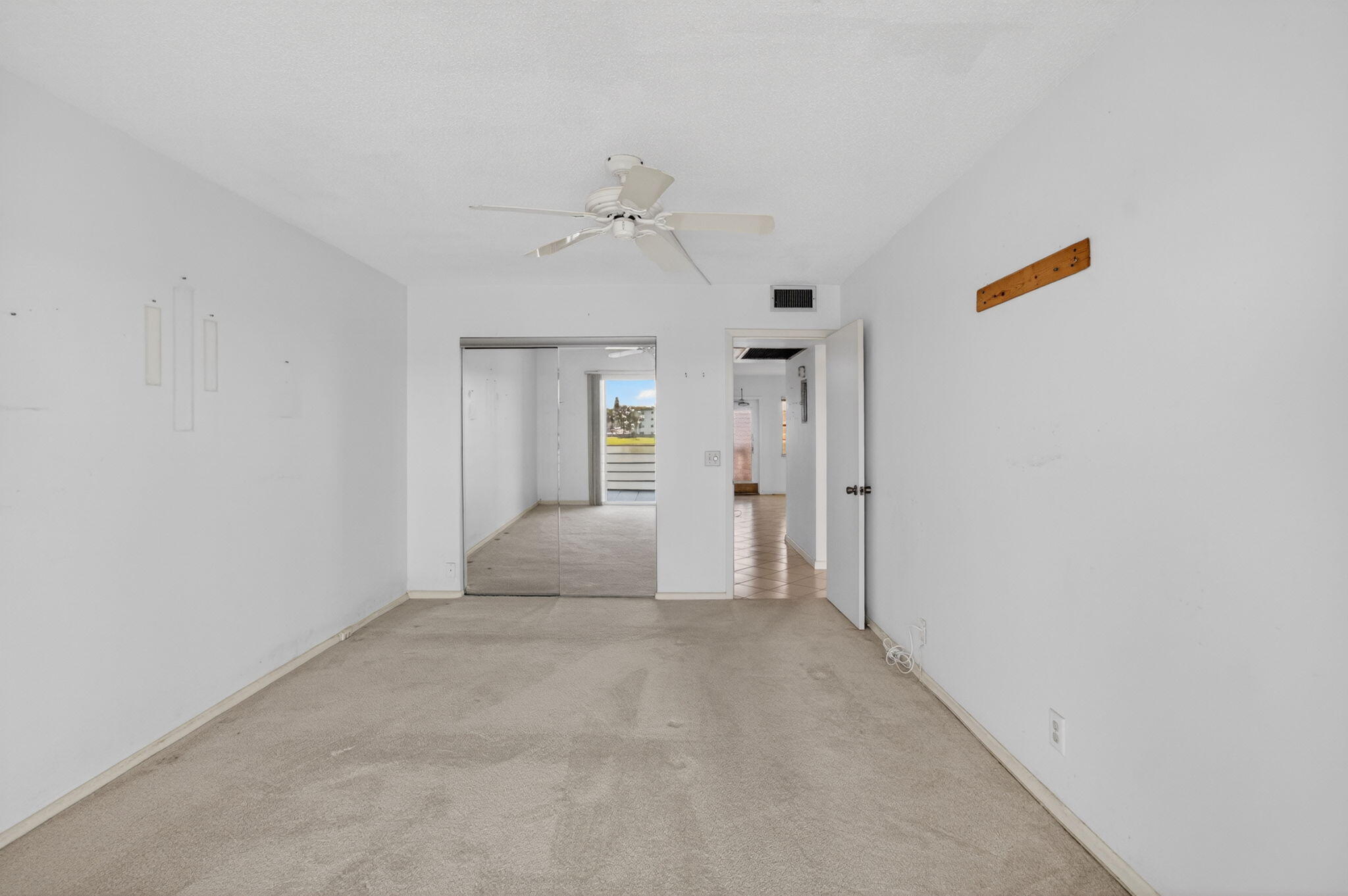 4059 Guildford East Boca Raton, FL 33434 - Photo 39 of 101 44-web-or-mls-DSC_8200