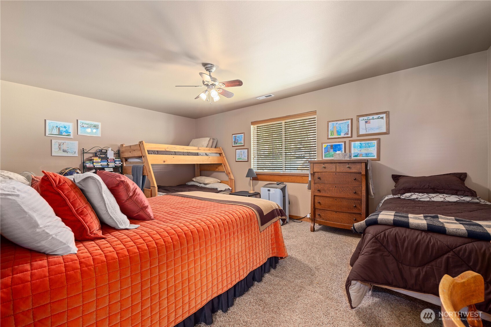 11532 South Lakeshore Road Chelan, WA 98816 - Photo 11 of 40 Gallery Image 11