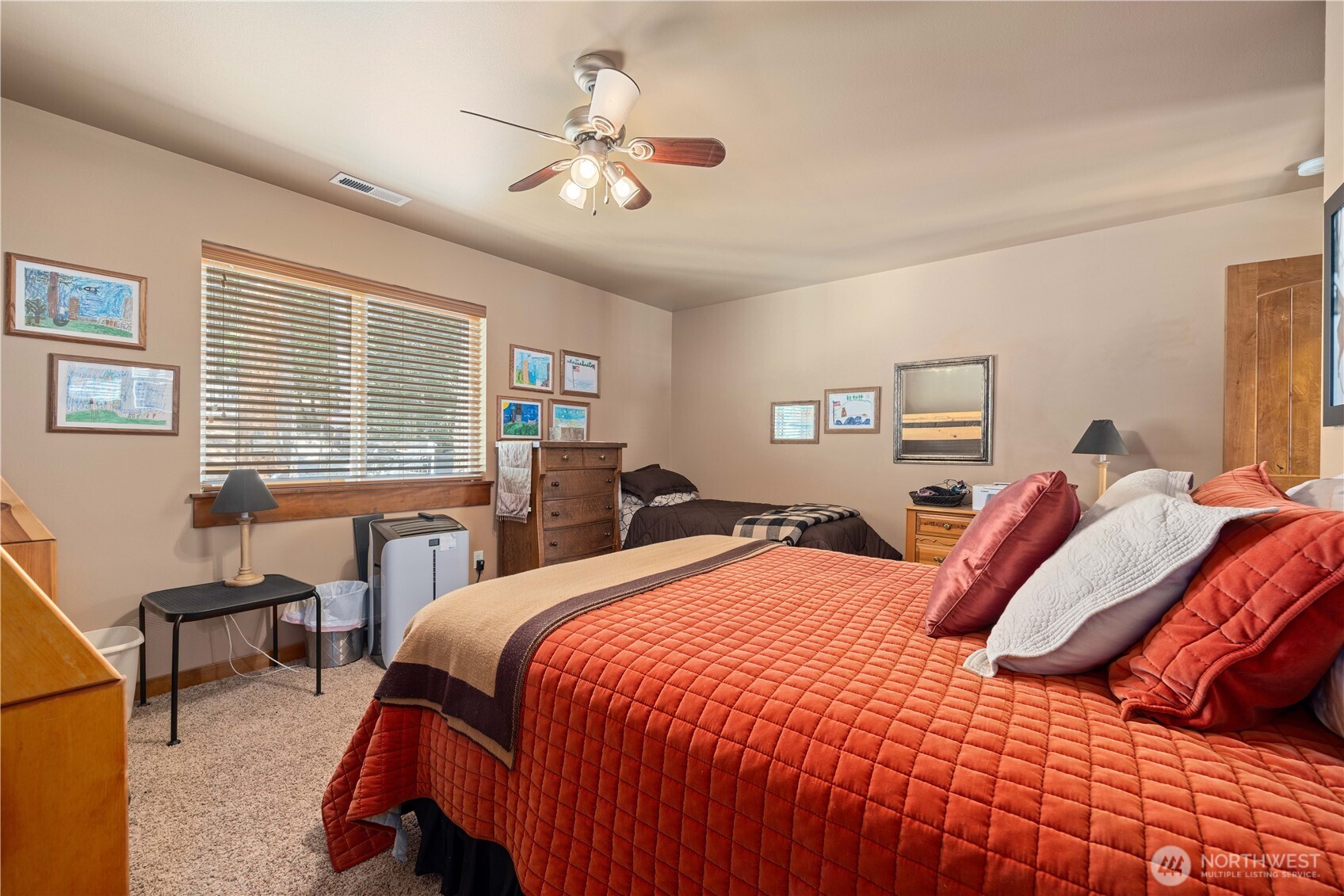 11532 South Lakeshore Road Chelan, WA 98816 - Photo 12 of 40 Gallery Image 12