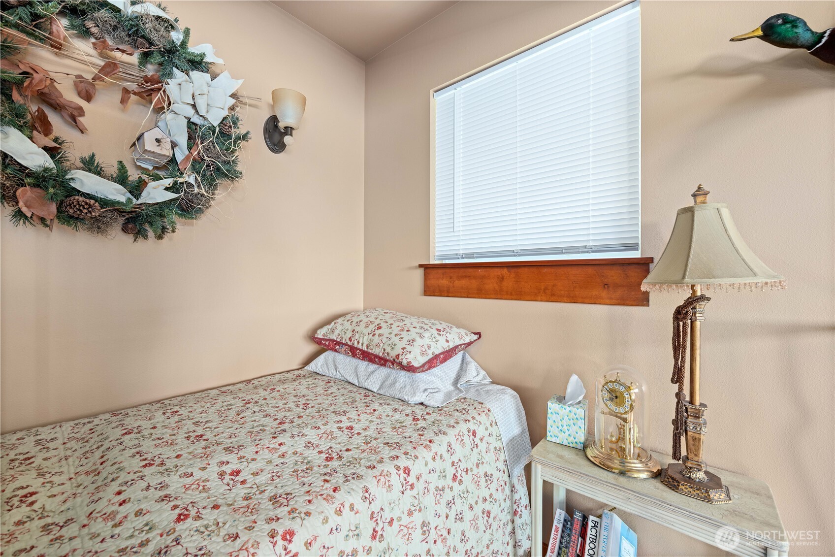 11532 South Lakeshore Road Chelan, WA 98816 - Photo 15 of 40 Gallery Image 15