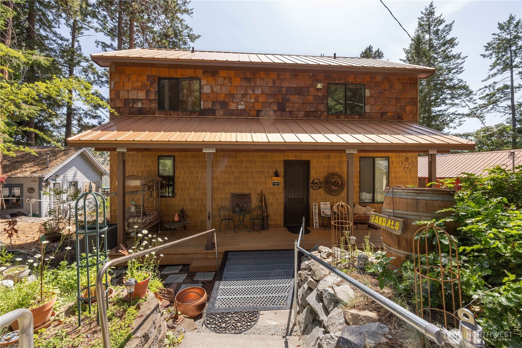 11532 South Lakeshore Road Chelan, WA 98816 - Photo 22 of 40 Gallery Image 22