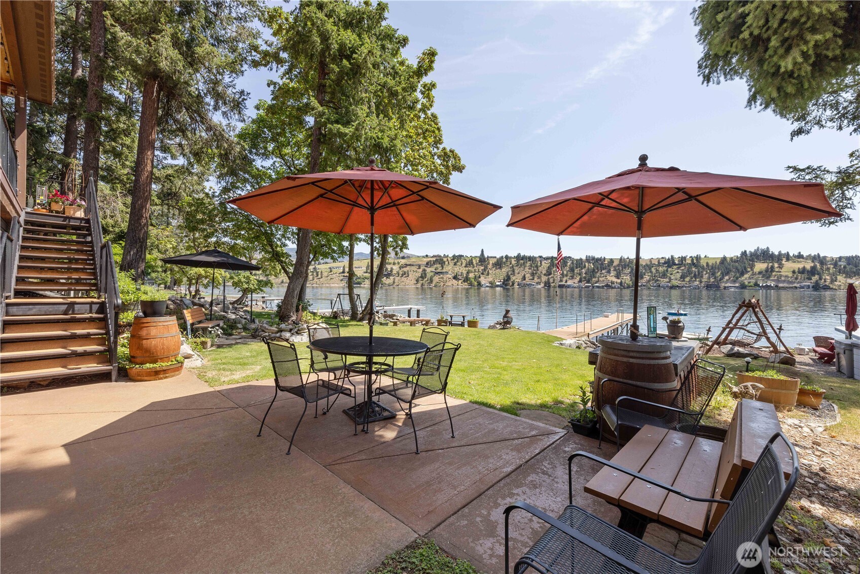 11532 South Lakeshore Road Chelan, WA 98816 - Photo 26 of 40 Gallery Image 26