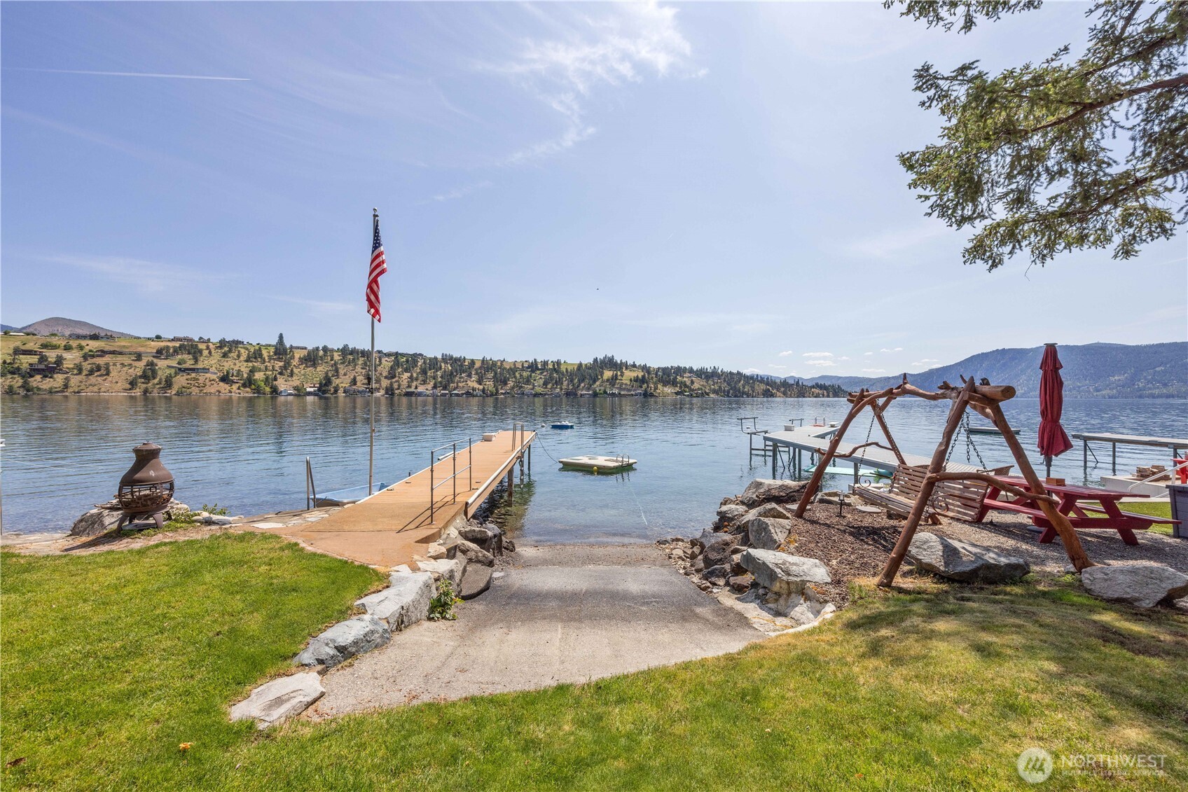 11532 South Lakeshore Road Chelan, WA 98816 - Photo 27 of 40 Gallery Image 27