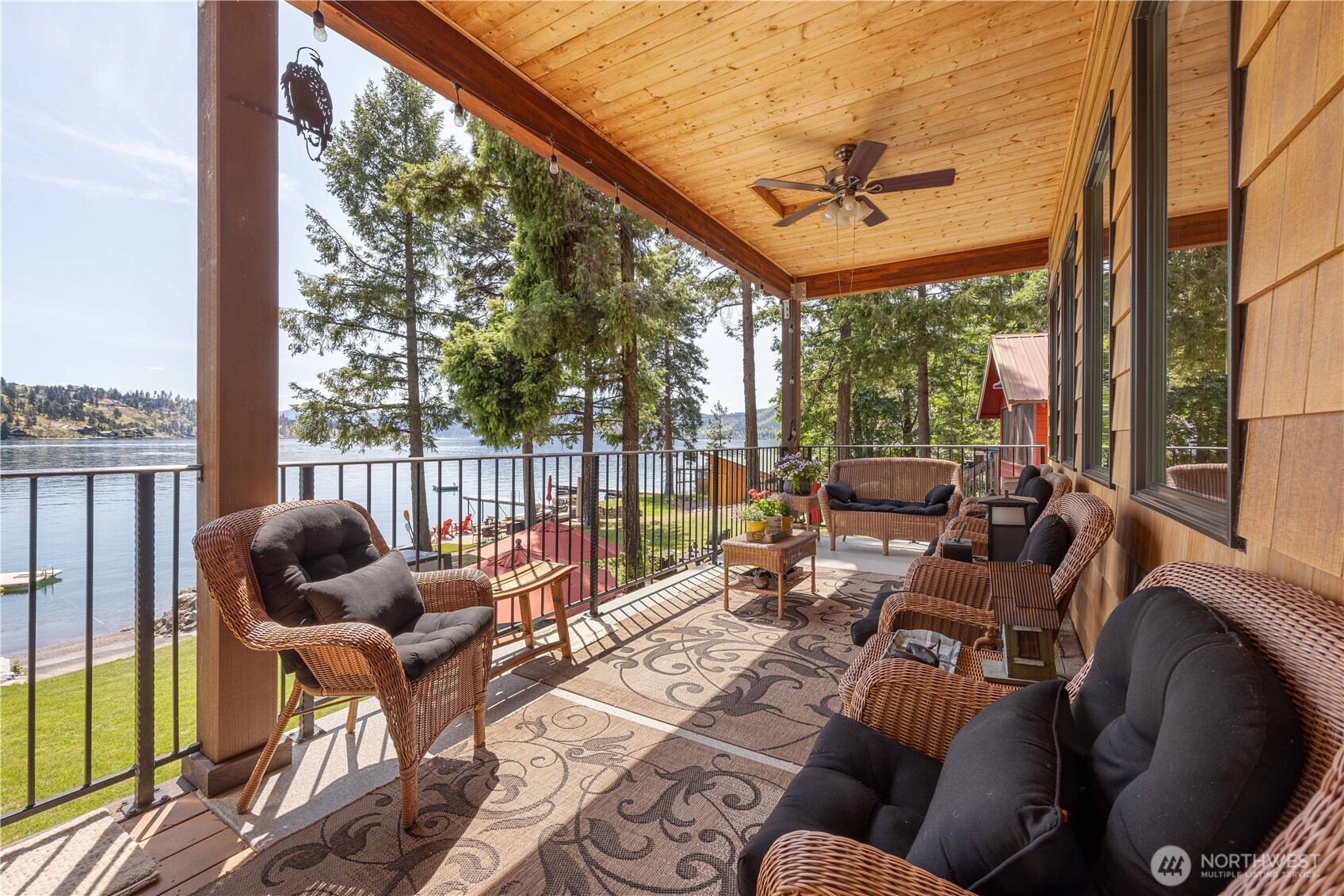 11532 South Lakeshore Road Chelan, WA 98816 - Photo 30 of 40 Gallery Image 30