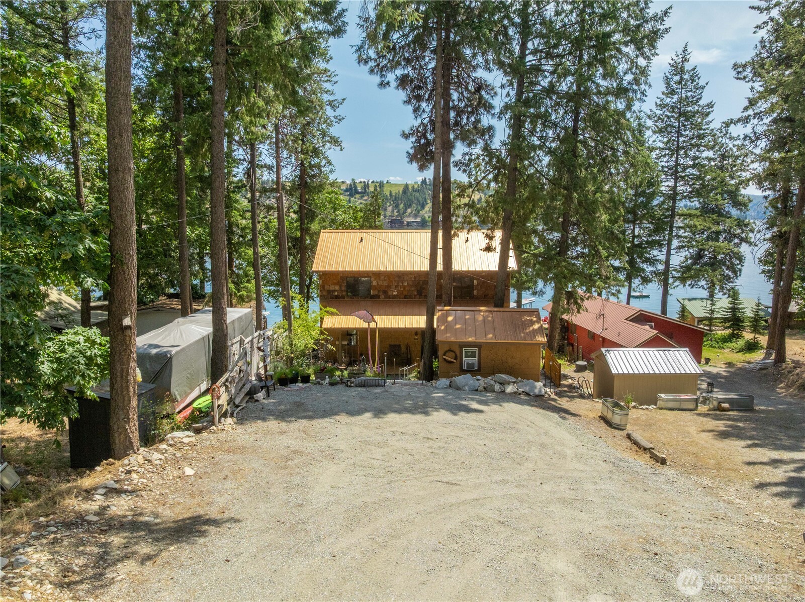 11532 South Lakeshore Road Chelan, WA 98816 - Photo 35 of 40 Gallery Image 35