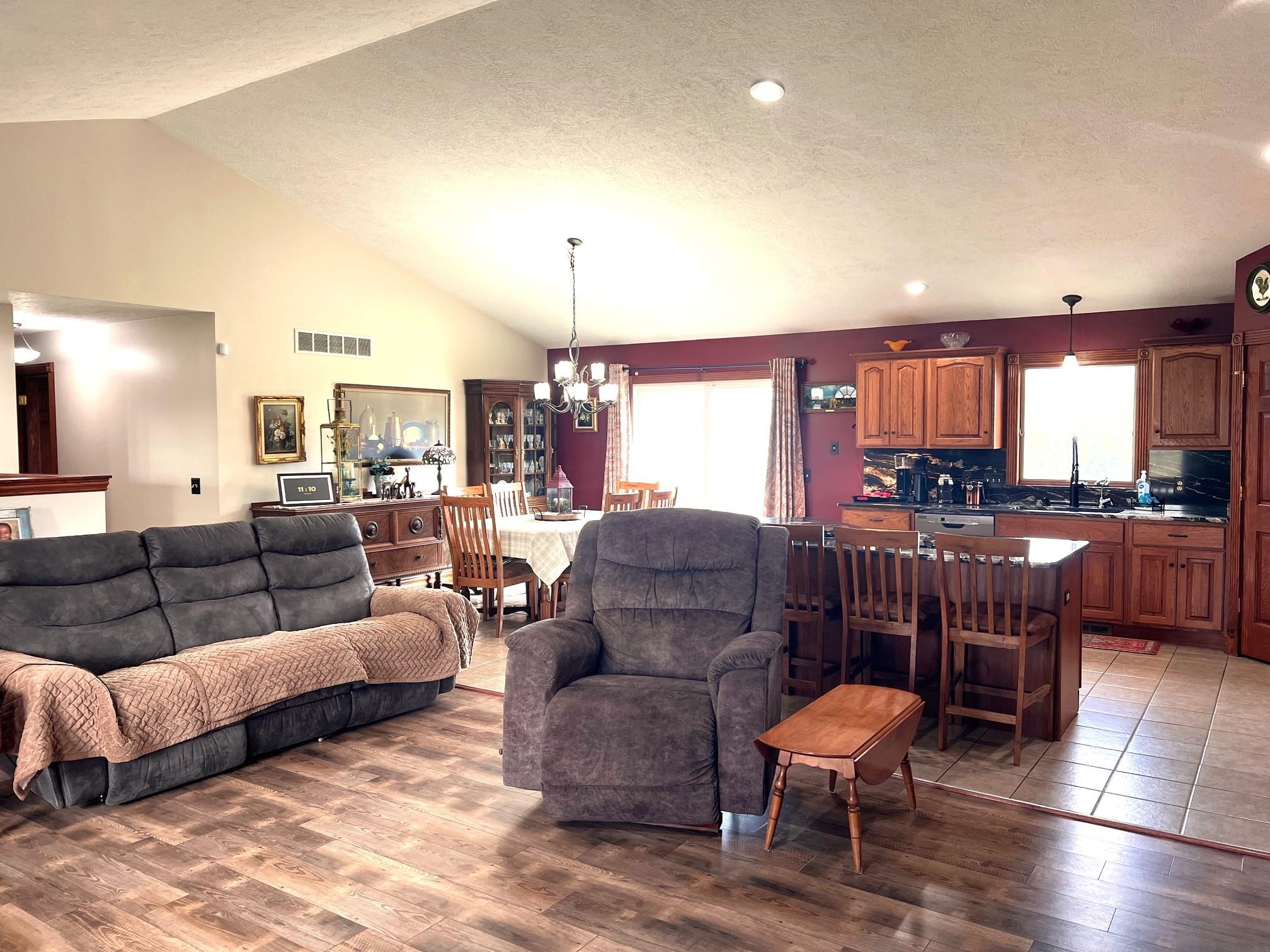 775 East Beard Road Perry, MI 48872 - Photo 7 of 47