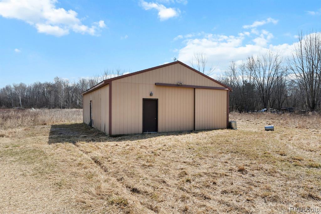 80842 Scotch Settlement Road Romeo, MI 48065 - Photo 23 of 29