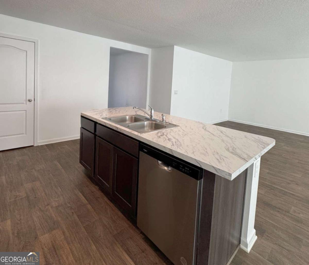 101 Landing Boulevard Kingsland, GA 31548 - Photo 9 of 27