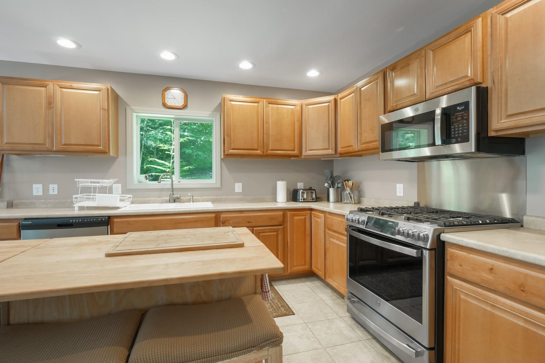 155 Terrace Drive Killington, VT 05751 - Photo 13 of 44 Gallery Image 13