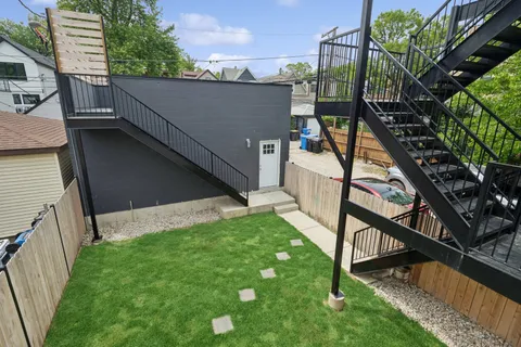 $1,100,000 | 1842 North Whipple Street, Unit 1, Chicago, IL 60647