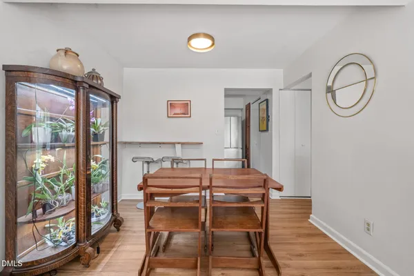 $285,000 | 220 Elizabeth Street, Unit E7, Chapel Hill, NC 27514